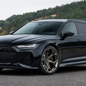 Audi RS6 Avant Performance Quattro